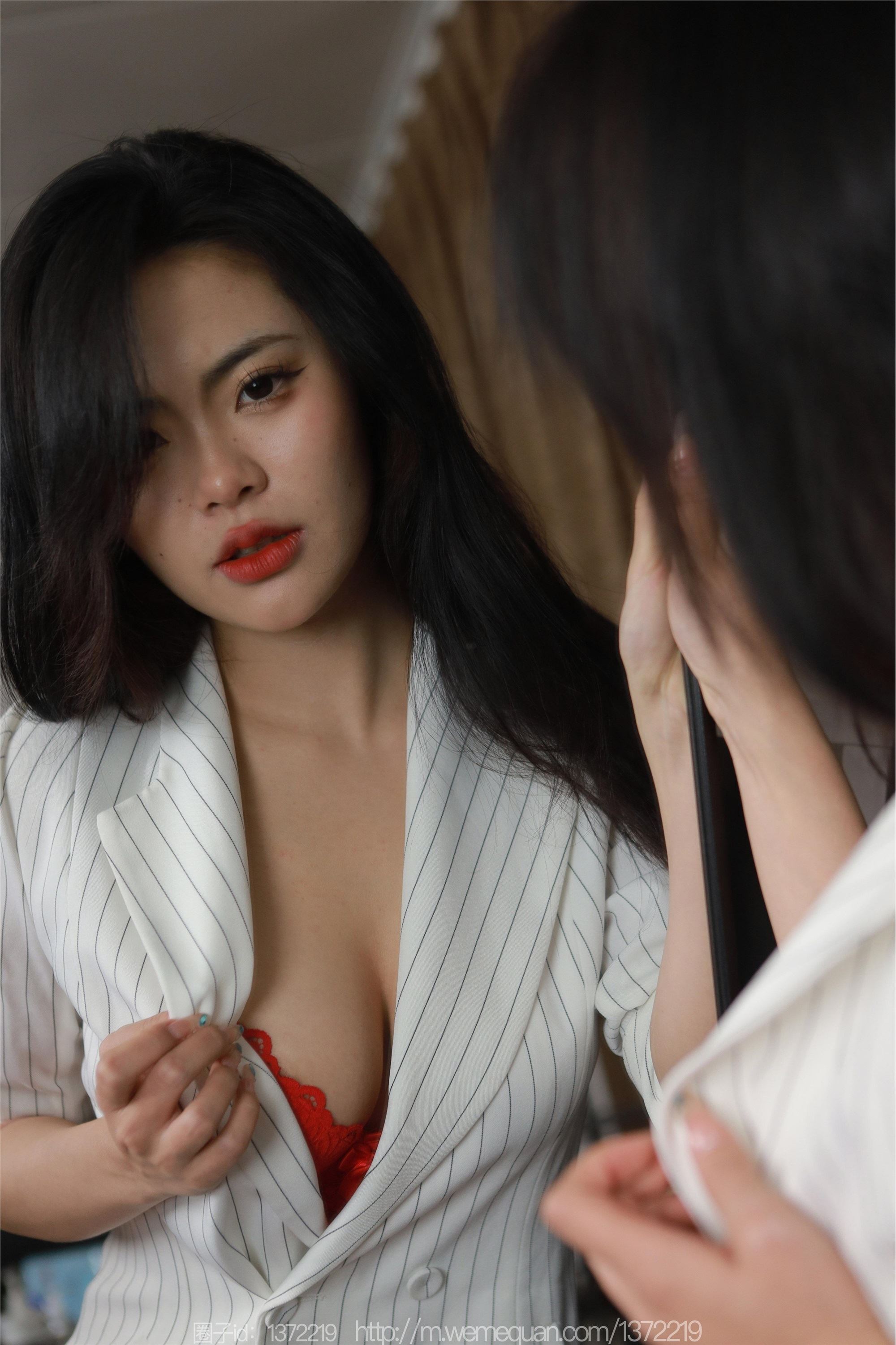 IESS异思趣向  2023.02.17 丝享家 1364 兔兔《迷人制服兔》